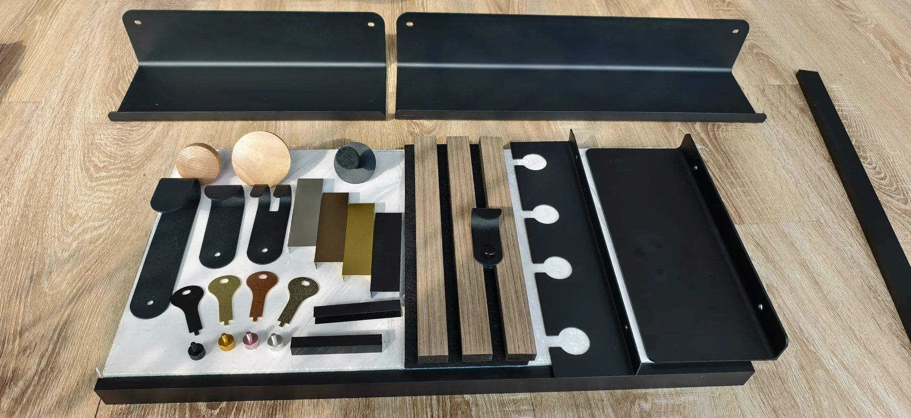 D-4 Wide Display Shelf